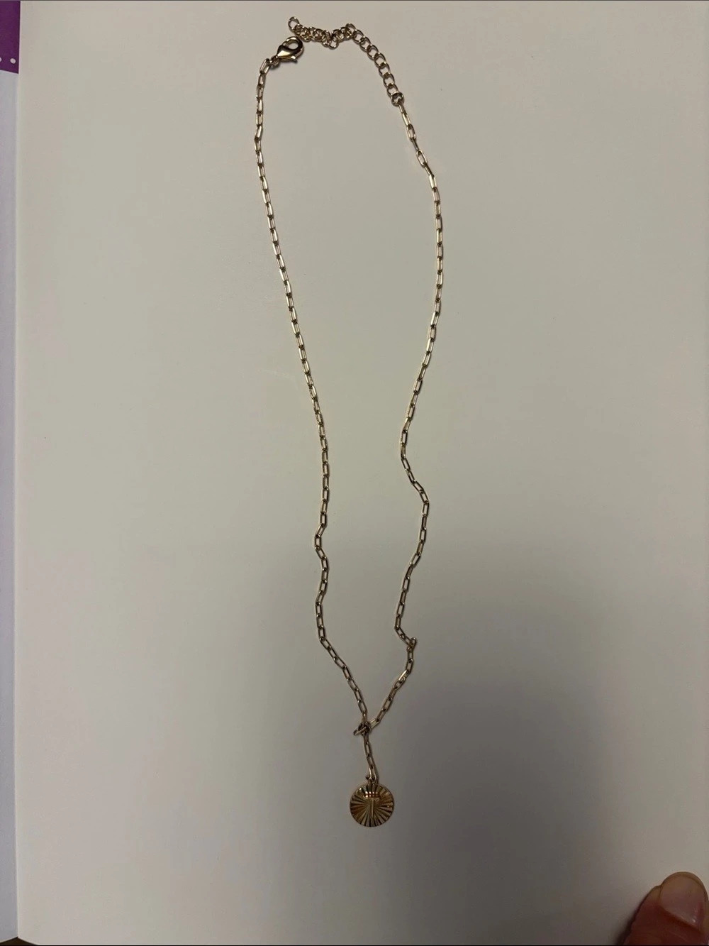 “T” Gold-Tone Pendant Necklace Like New
